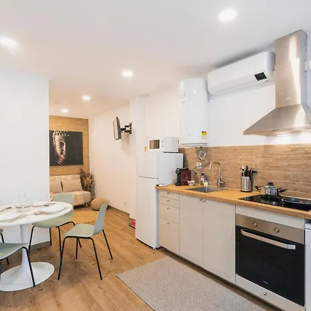 דירה 77 - Village I