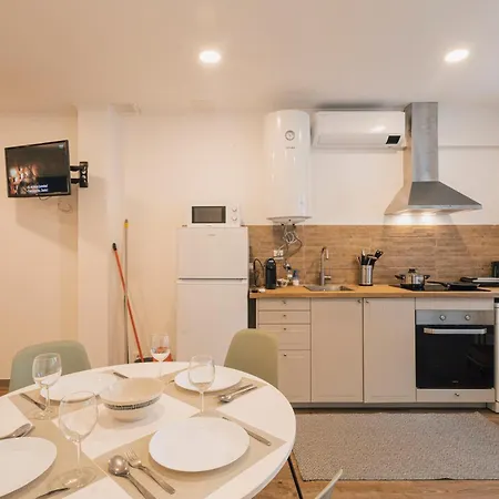 דירה 77 - Village I